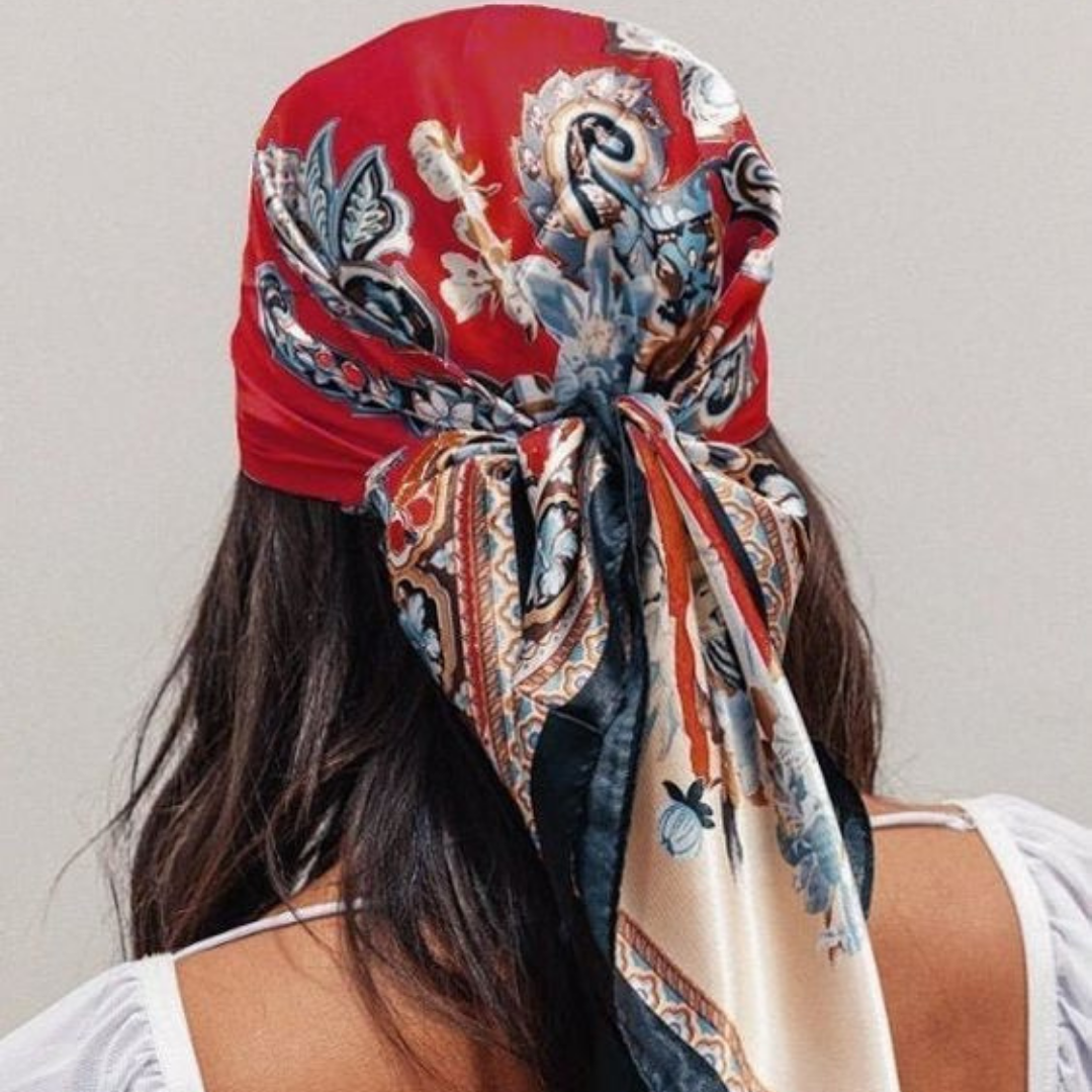Los looks que prueban que el pañuelo en la cabeza es cool