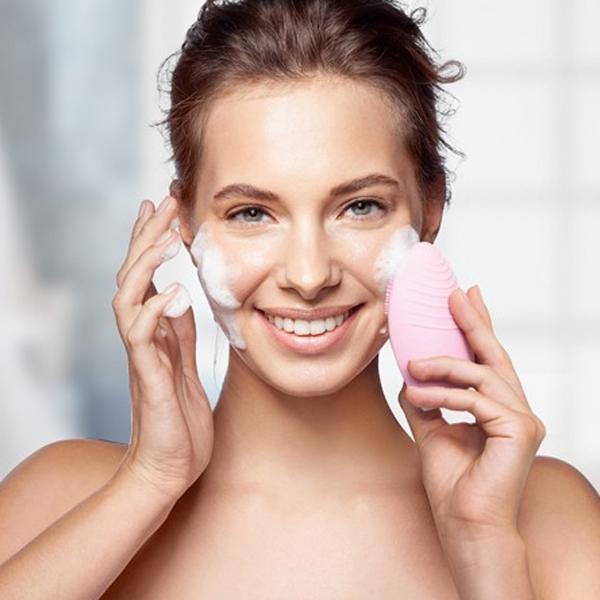 ¿PARA QUÉ SIRVE EL LIMPIADOR FACIAL?