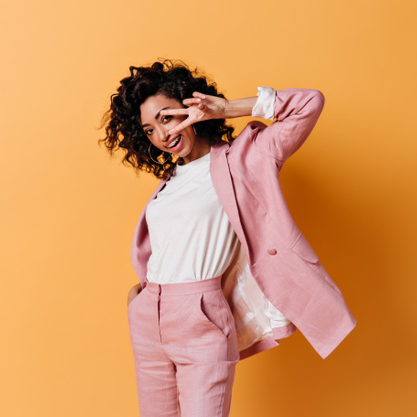 ¡Trabaja con estilo! Con estos 5 outfit que tenemos para ti