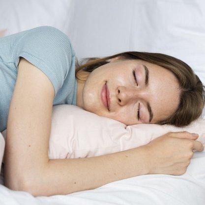 Beneficios de dormir bien para tu salud, ánimo y rendimiento